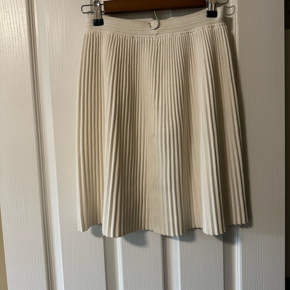 Rebecca Taylor Midi White Pleated Skirt - Picture 4 of 5